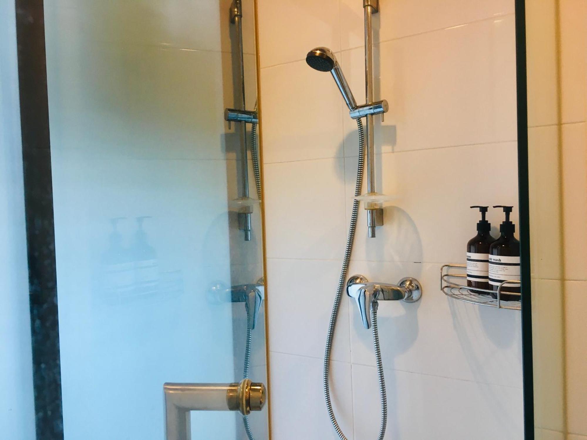 Cozy Poolside In Prime Location In On Nut Area Apartment Bangkok