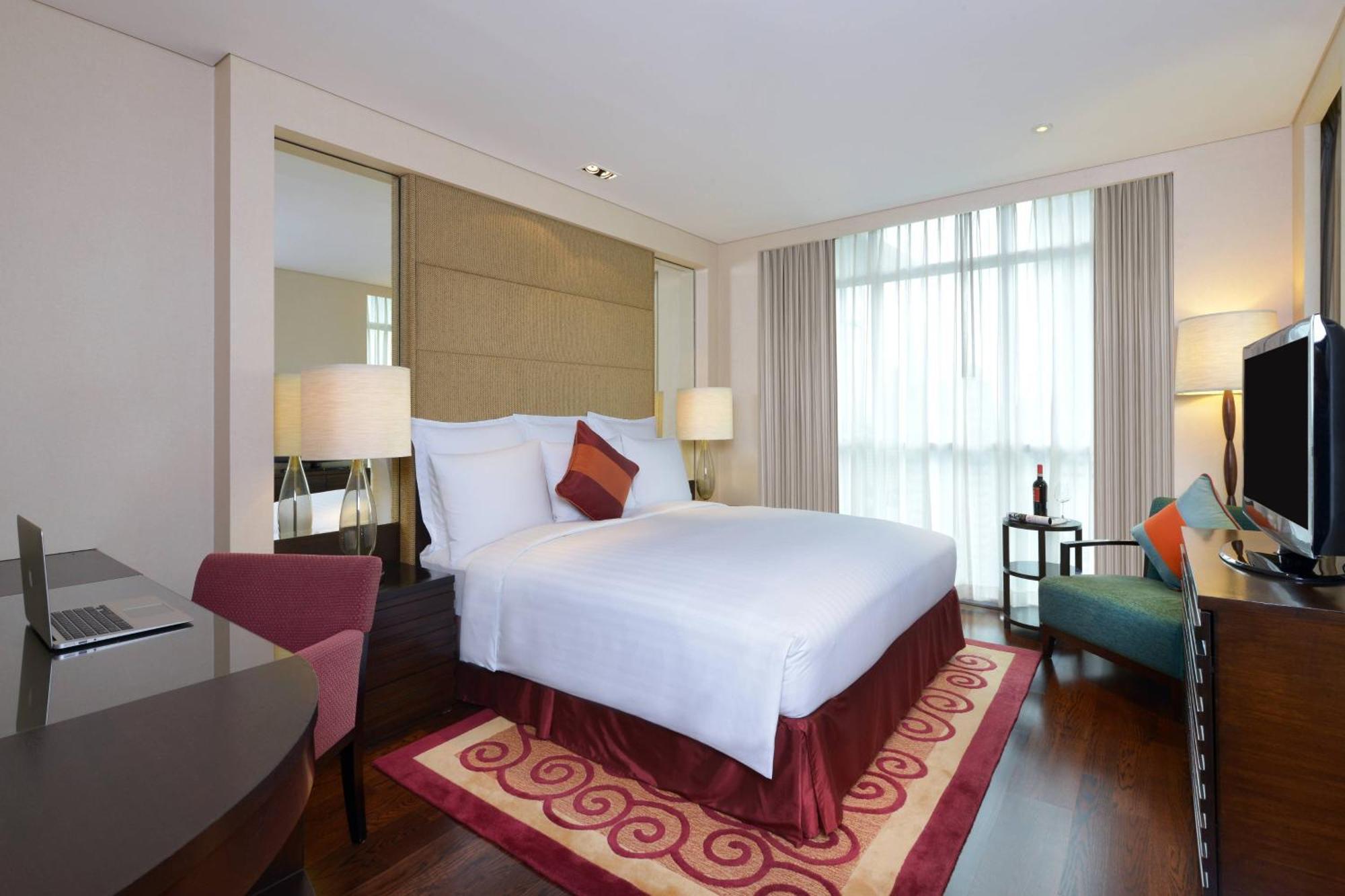 Sathorn Vista, - Marriott Executive Hotel 5*
