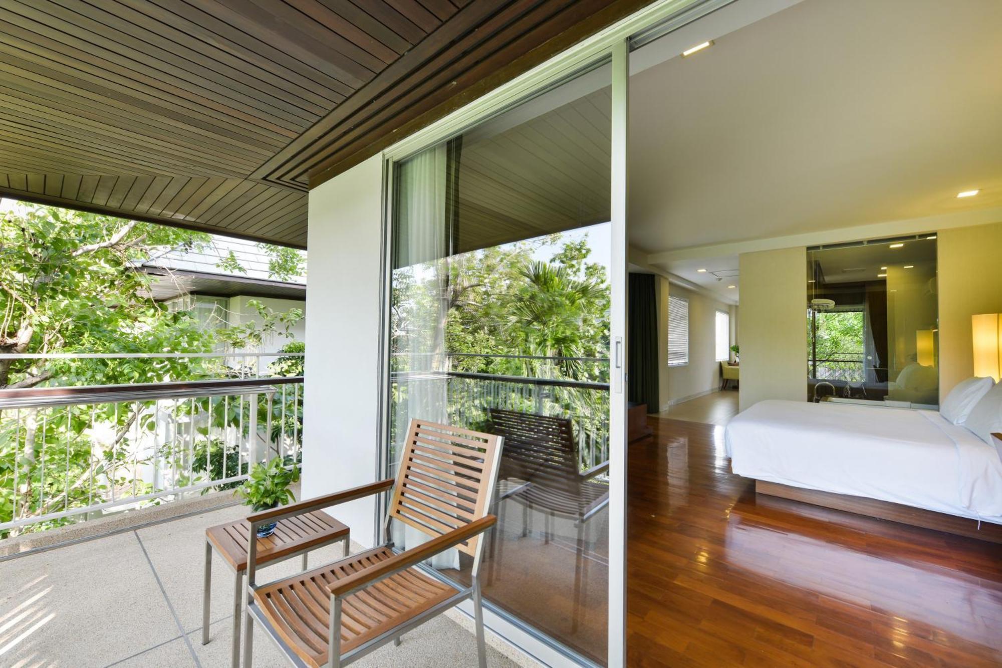 The Park Nine Srinakarin Hotel 4*