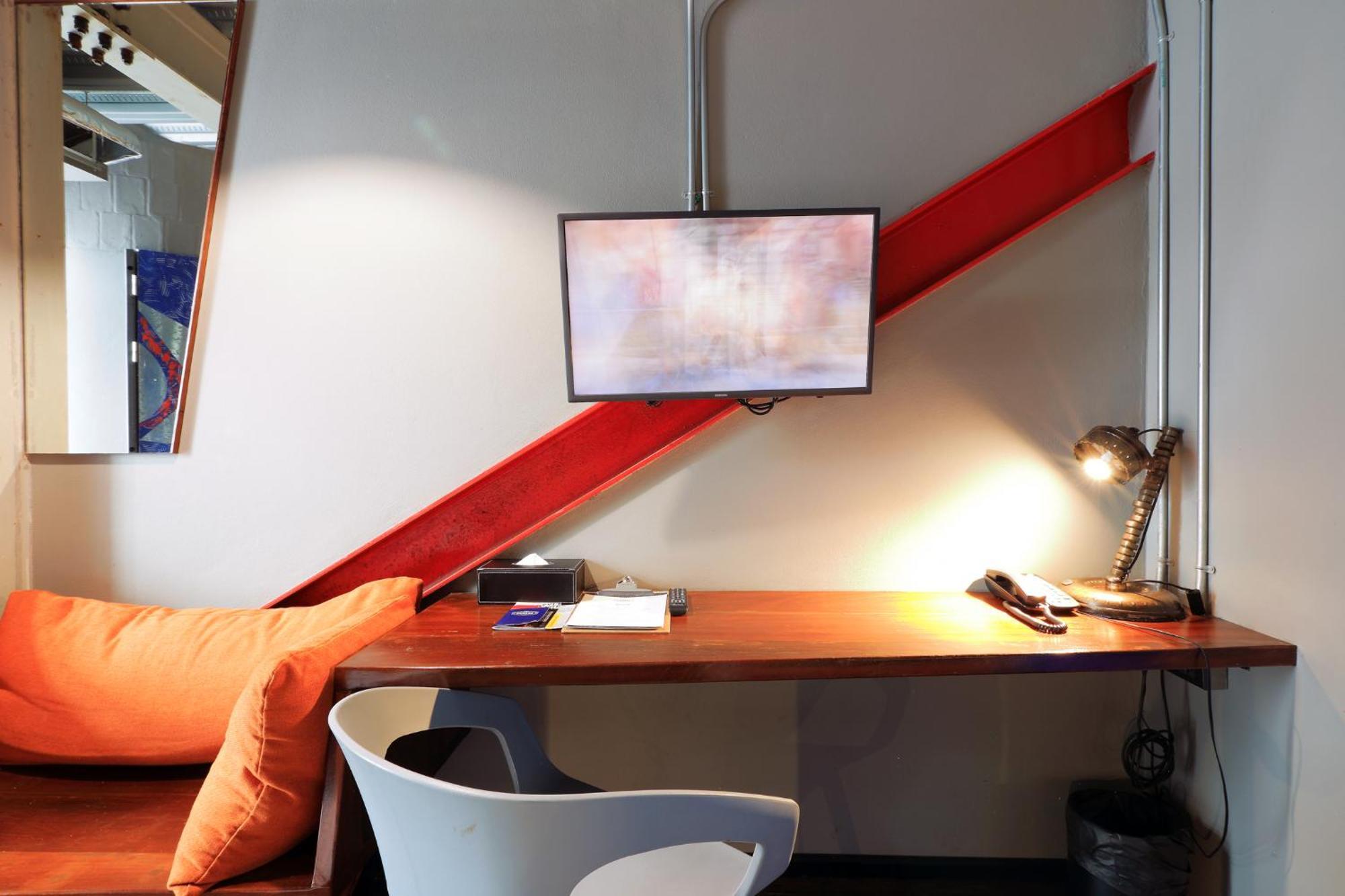 Mestyle Garage Hotel