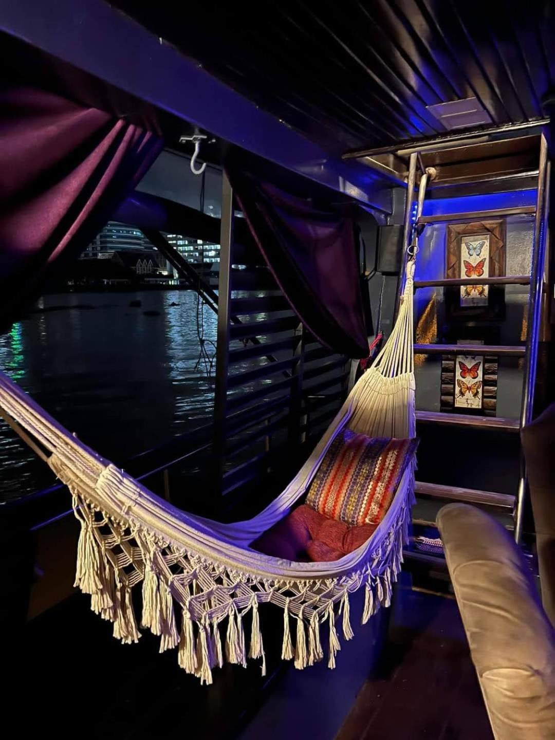 Sabai Sabai Liveaboard Bangkok