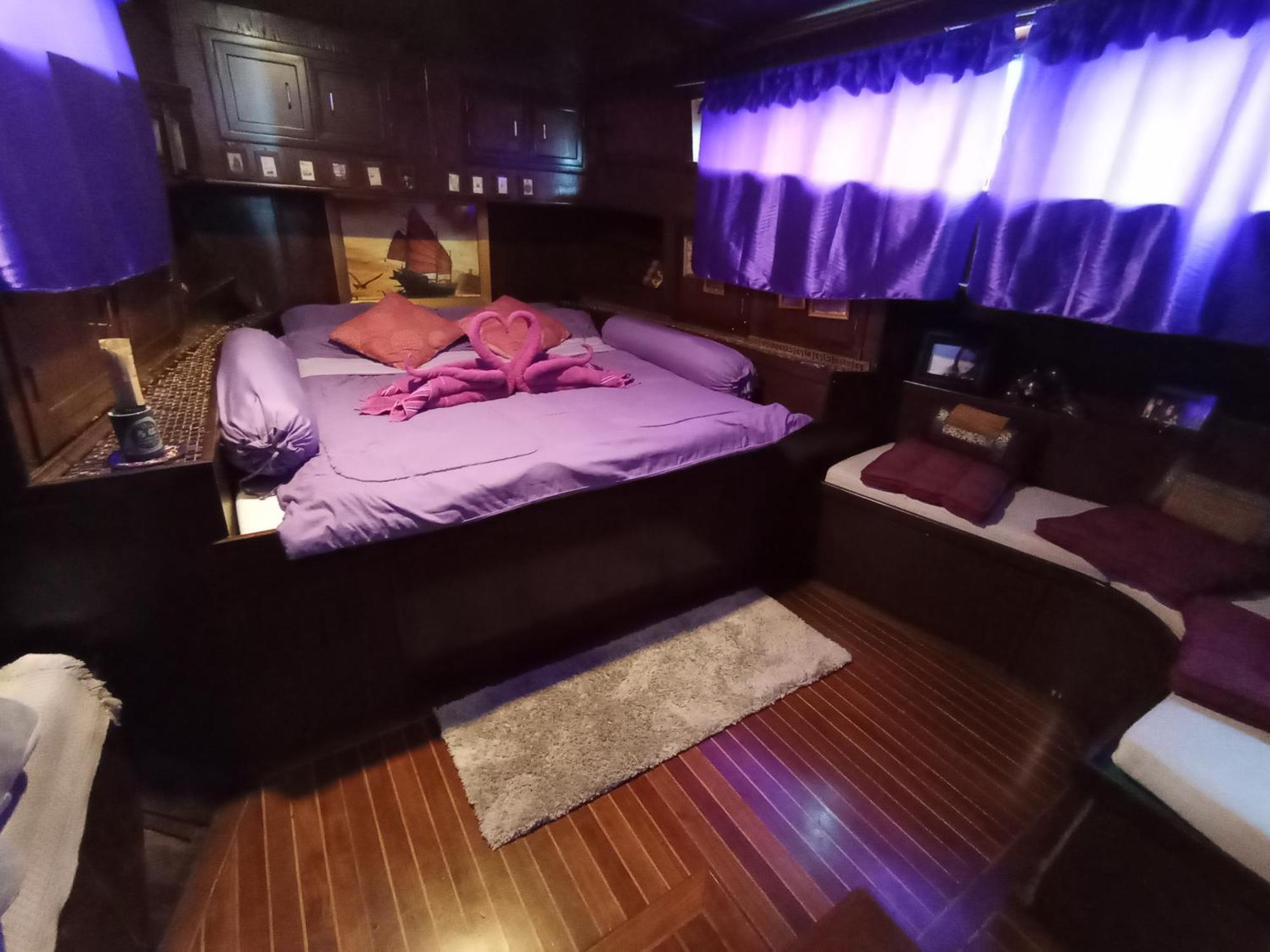 Sabai Sabai Liveaboard * Bangkok