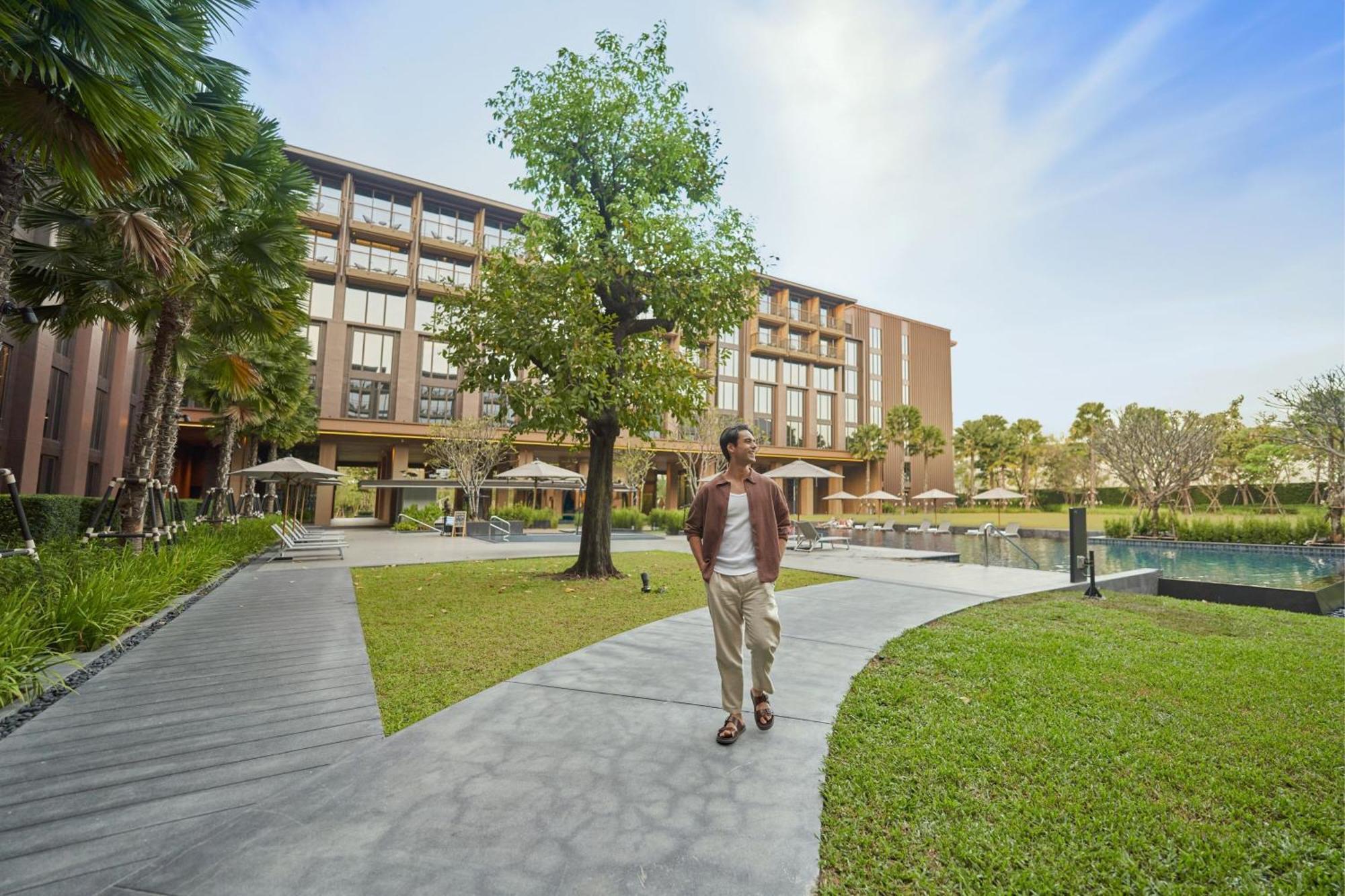 Hotel Courtyard By Marriott Suvarnabhumi Airport 4*