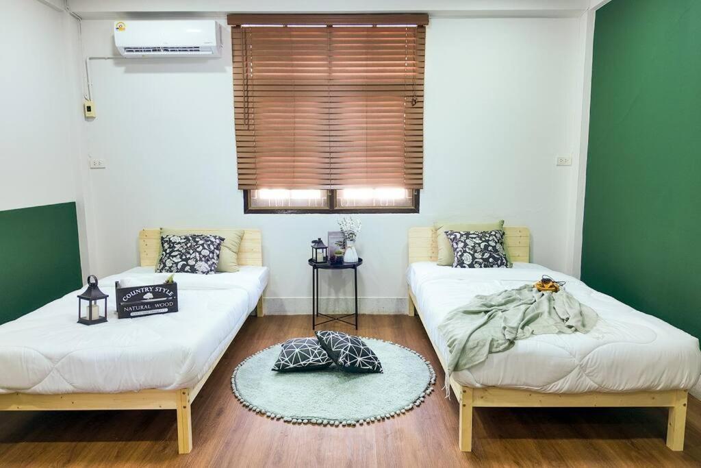 Cozy House Sathorn 11 12 Pax Free Pick Up Airport