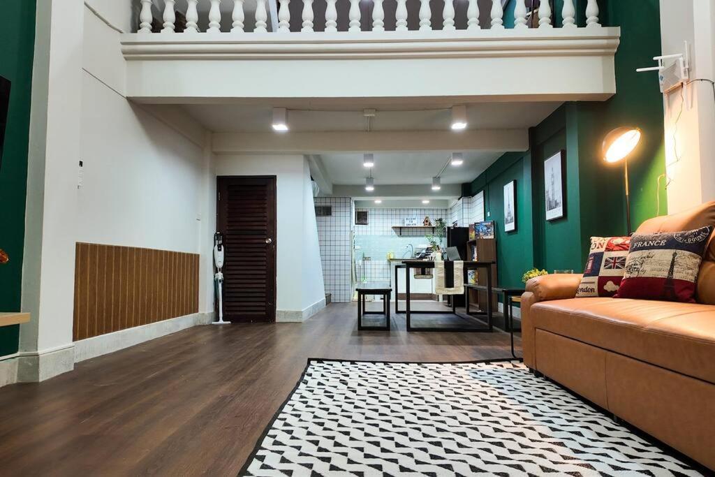 Cozy House Sathorn 11 12 Pax Free Pick Up Airport