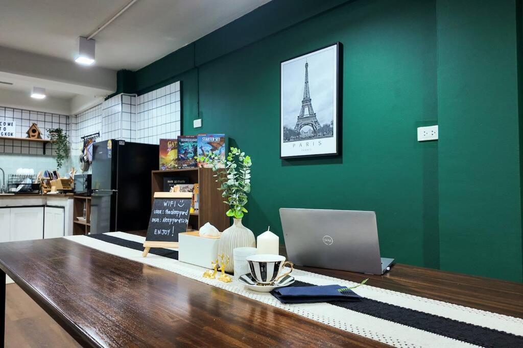 Cozy House Sathorn 11 12 Pax Free Pick Up Airport *