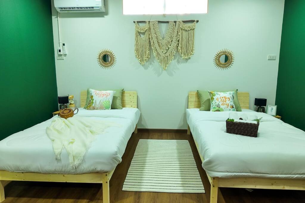 Cozy House Sathorn 11 12 Pax Free Pick Up Airport