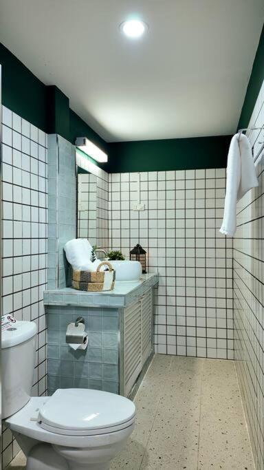 Cozy House Sathorn 11 12 Pax Free Pick Up Airport *