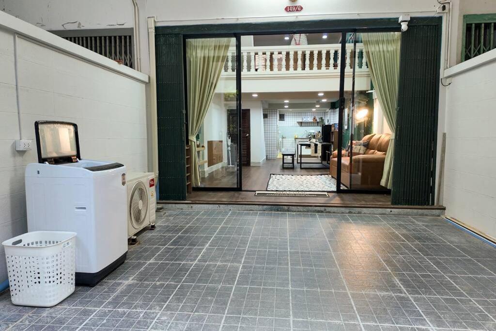 Holiday home Cozy House Sathorn 11 12 Pax Free Pick Up Airport Bangkok