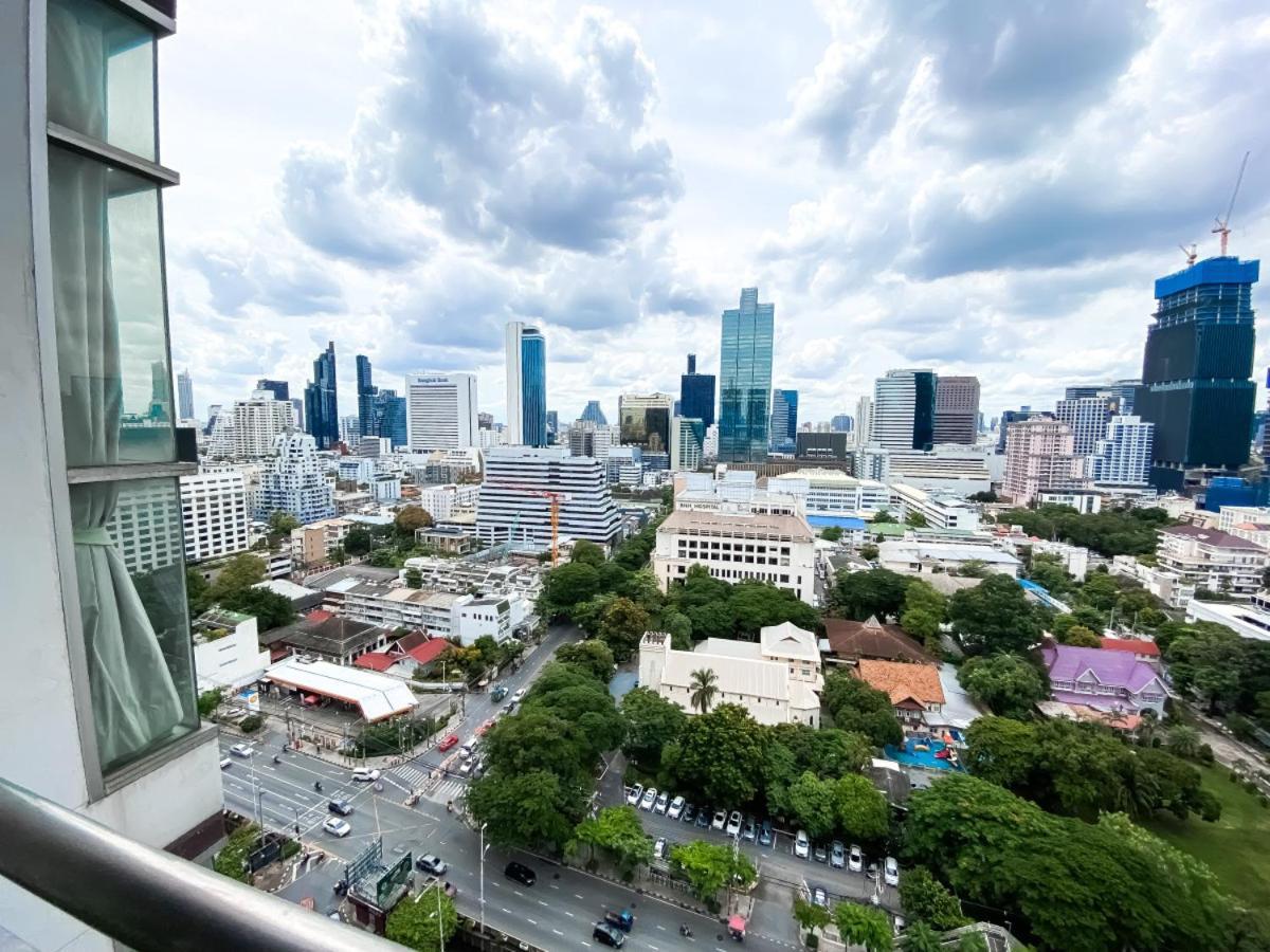 Downtown View 65 Sqm - Ultra Fast Wifi - Sathorn Apartment *