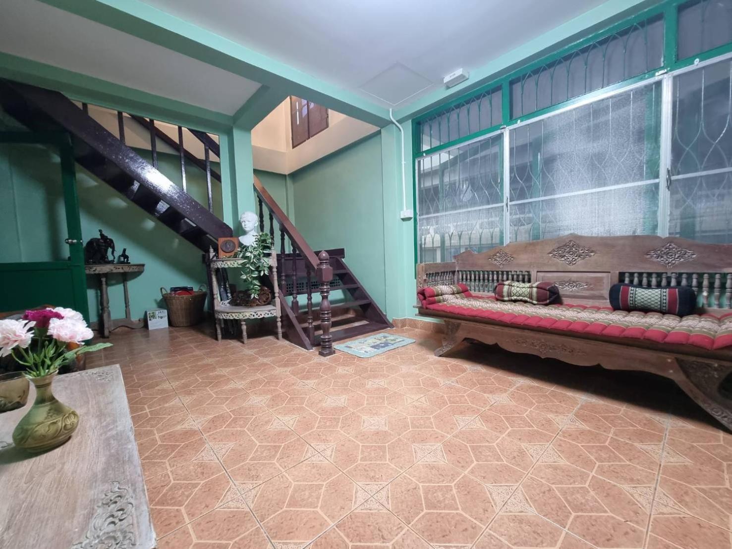 Kanlayana Bangkok