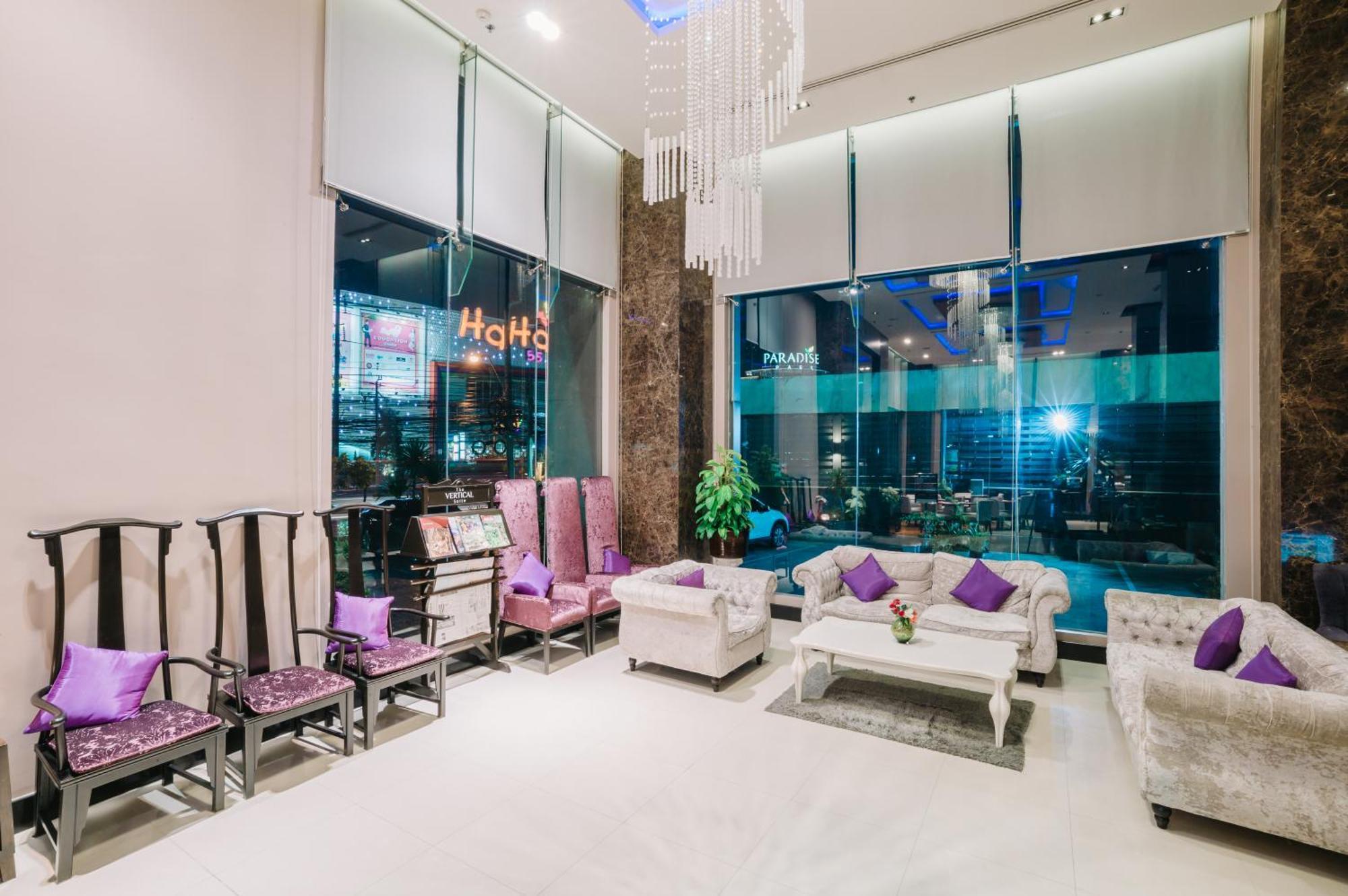 Hotel Lumen Srinakarin Bangkok