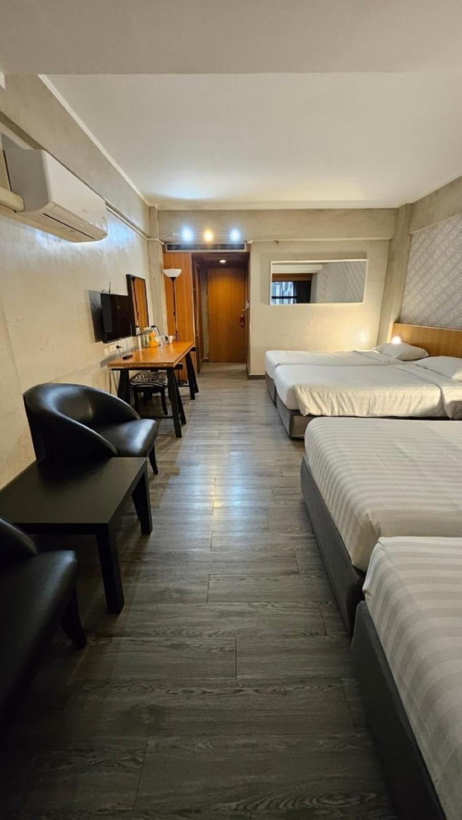 White Palace Hotel