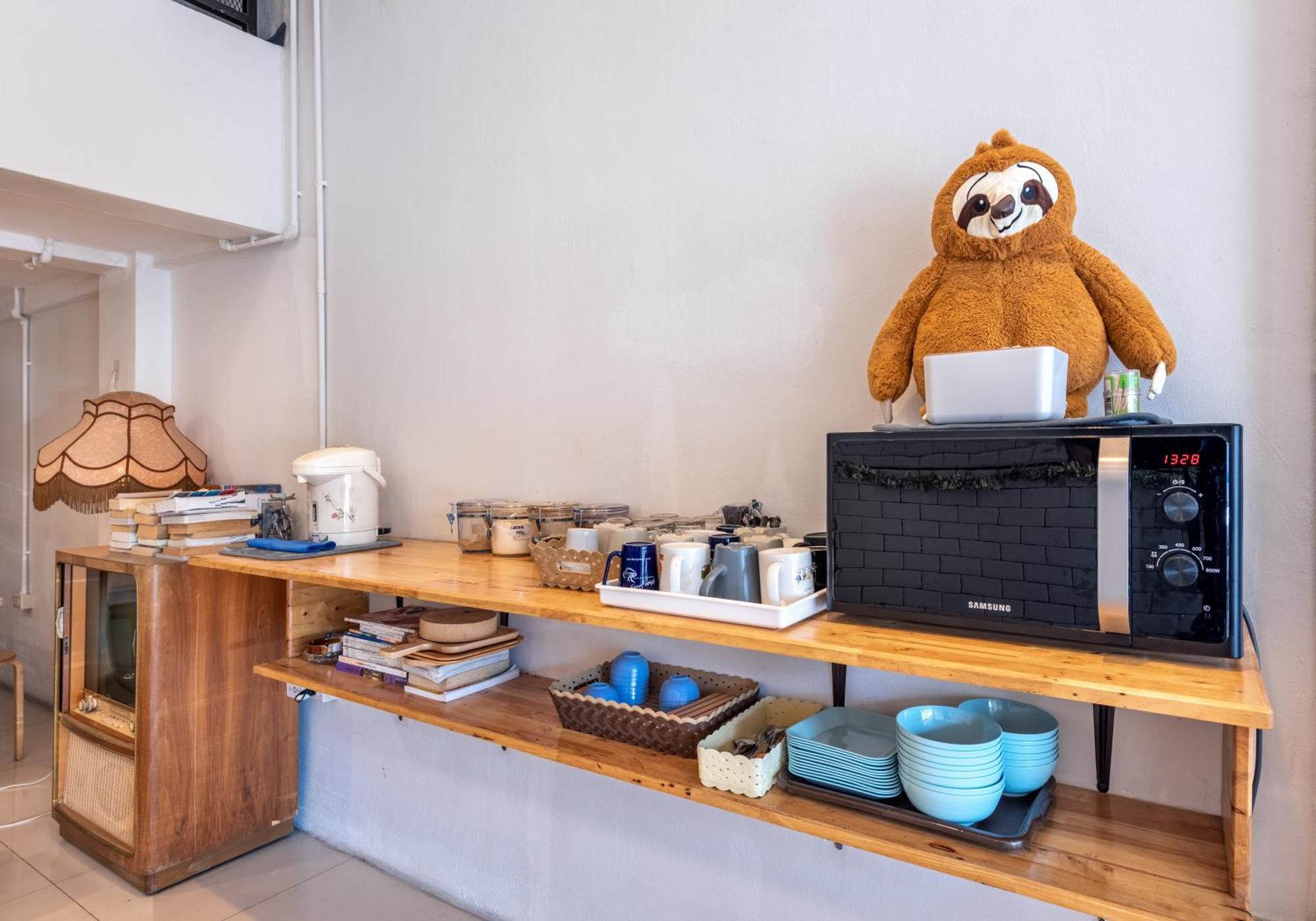 Sloth Don Mueang Hostel Bangkok