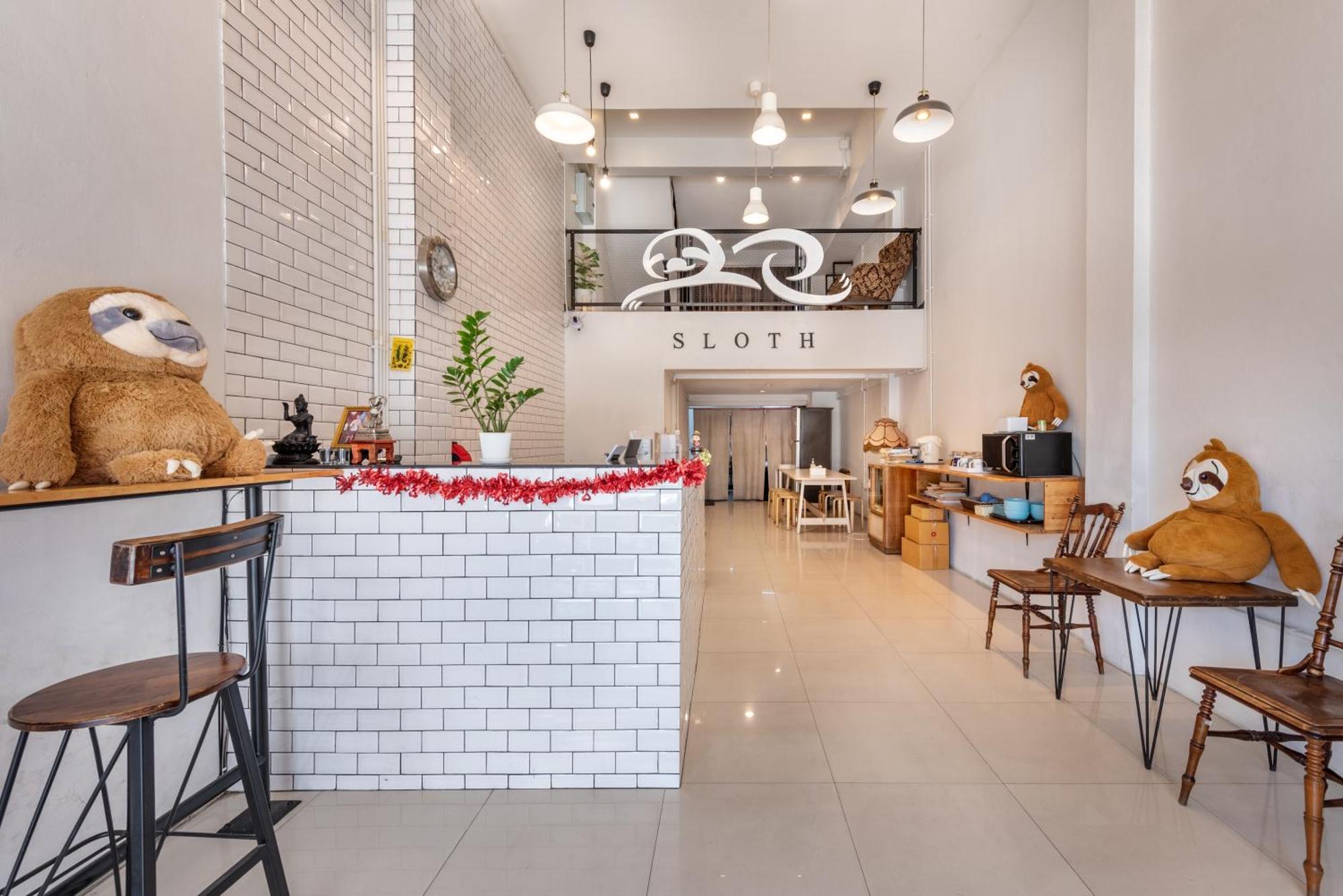 Hostel Sloth Don Mueang