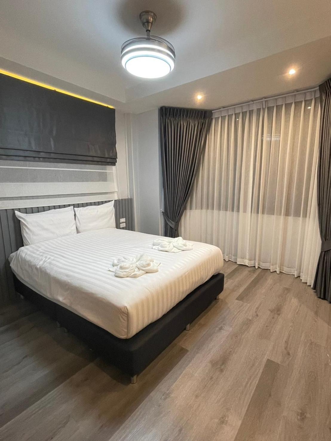 Acozyposhtel 4*