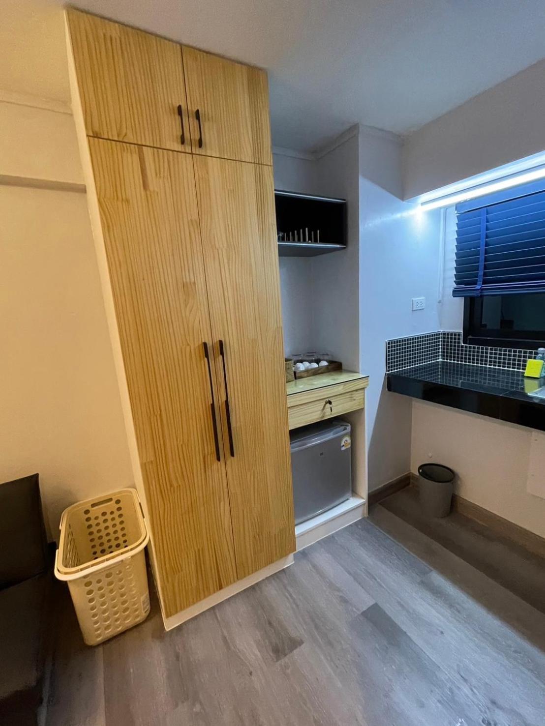 Acozyposhtel Bangkok