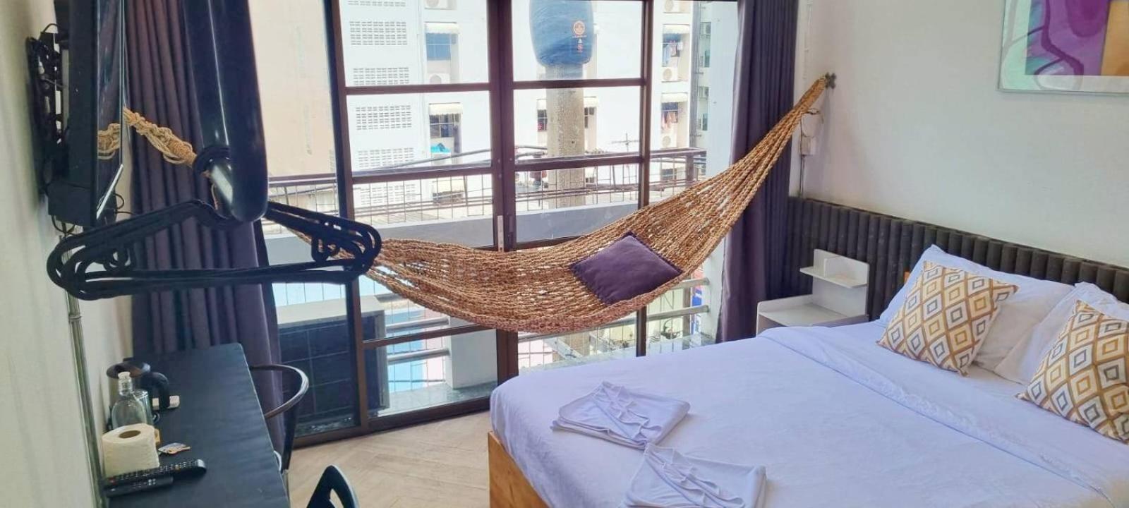 Haus Sathorn 11 Guest house 3*