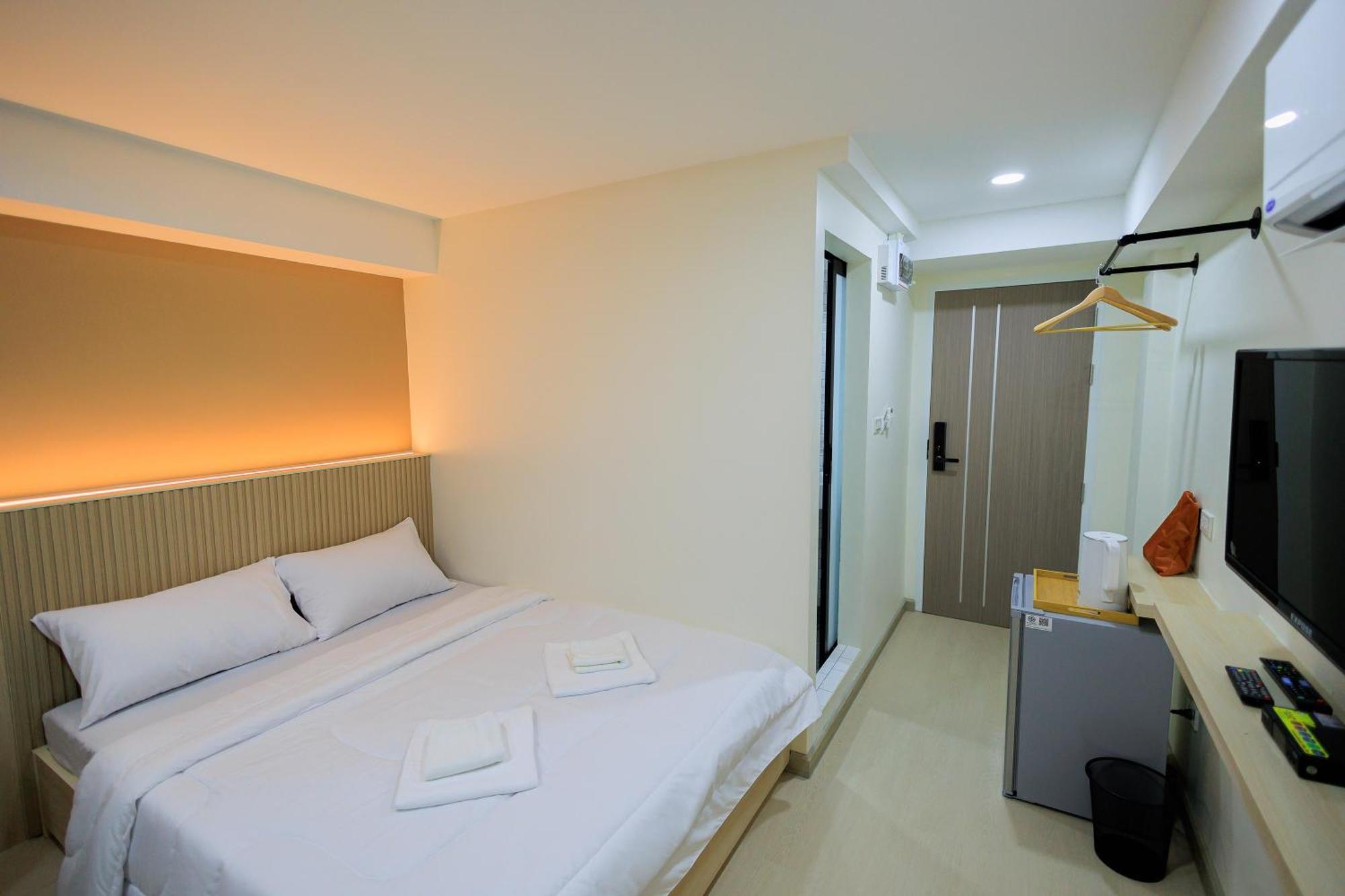 Reezq * Bangkok