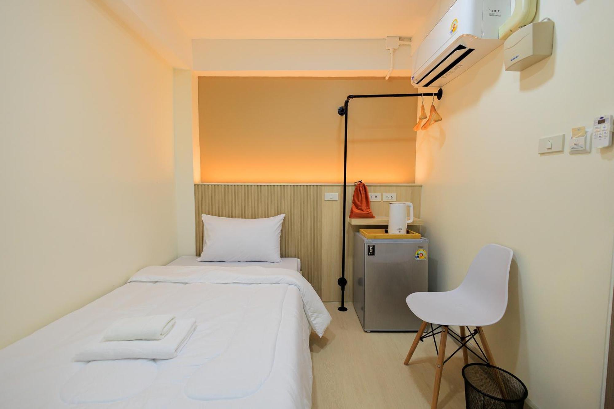 Hostel Reezq Bangkok