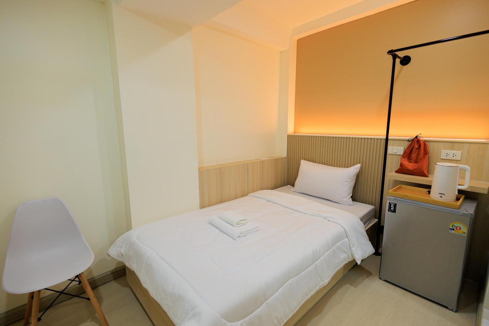 Hostel Reezq