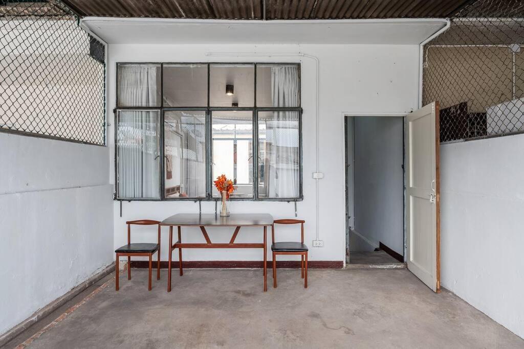 Apartamento Sorrento Old Town Mrt Samyot Banguecoque