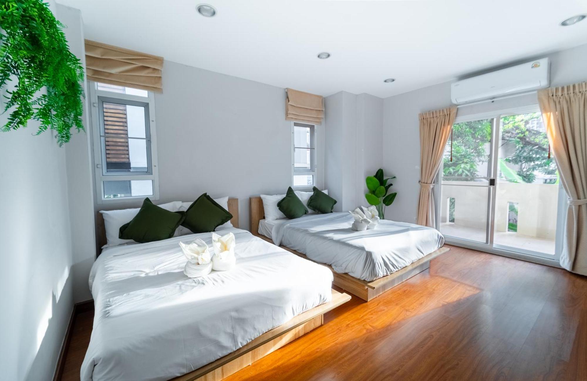 5 Star Spacious & Bright 4br House With Cinema * Bangkok