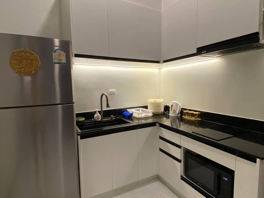 House 3 Rooms,silom,china Town,bts Surasak *