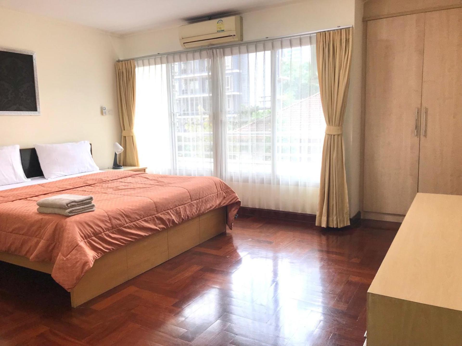 Apartment Charming Resident Sukhumvit 22