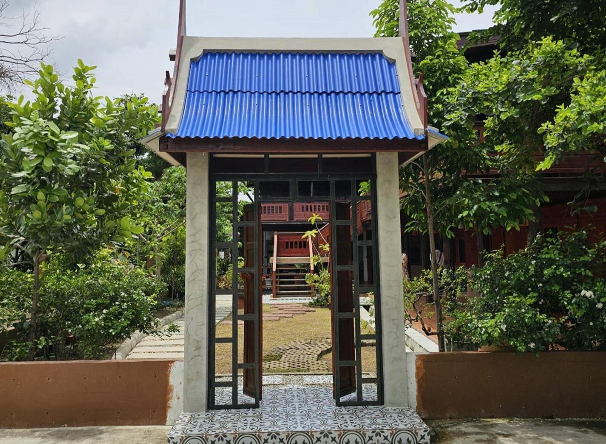 Nipatra Hotel Bangkok