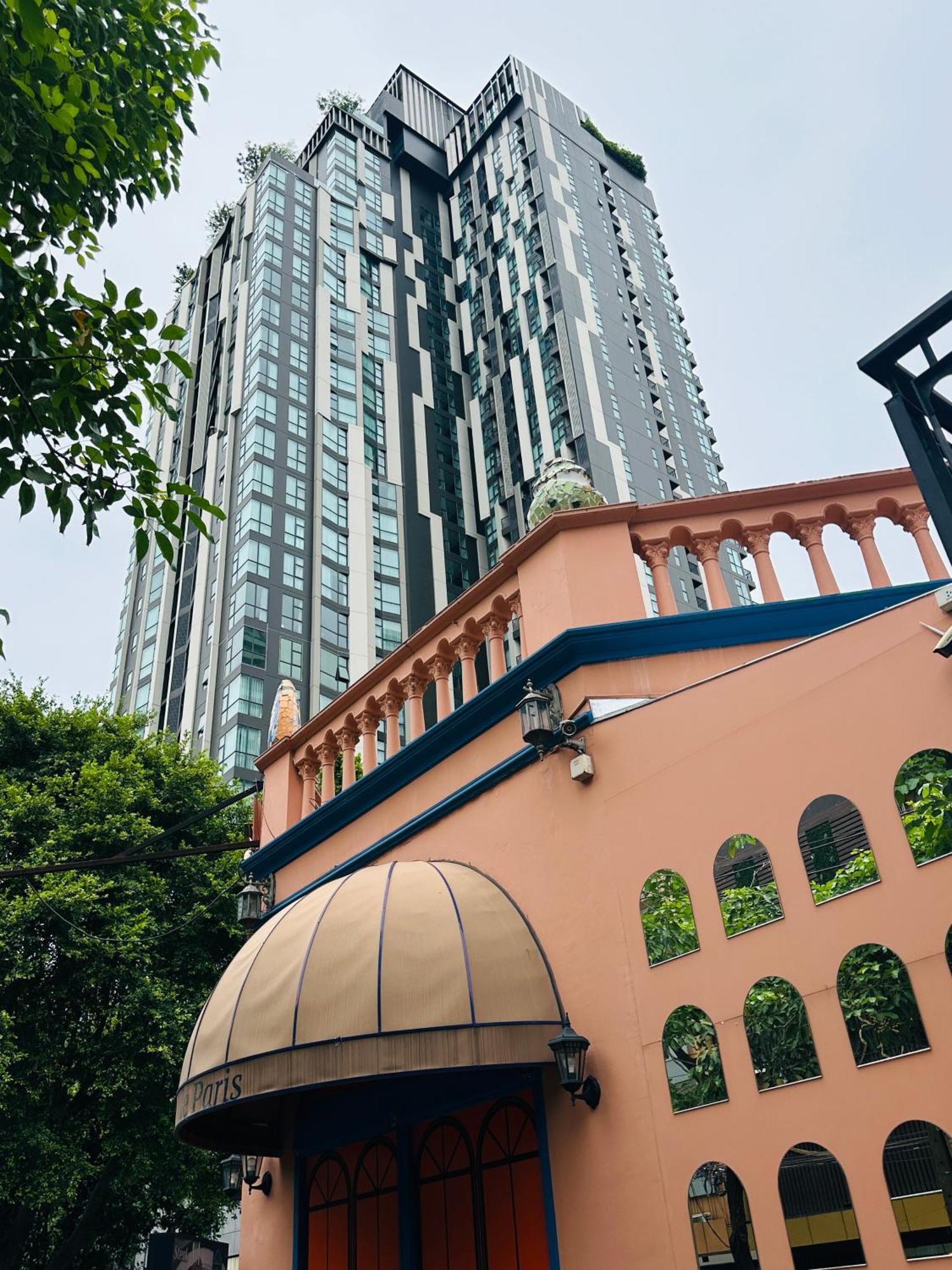 Appartement New Ekamai Thonglor Luxury Near 711, Bts, Mall Bangkok