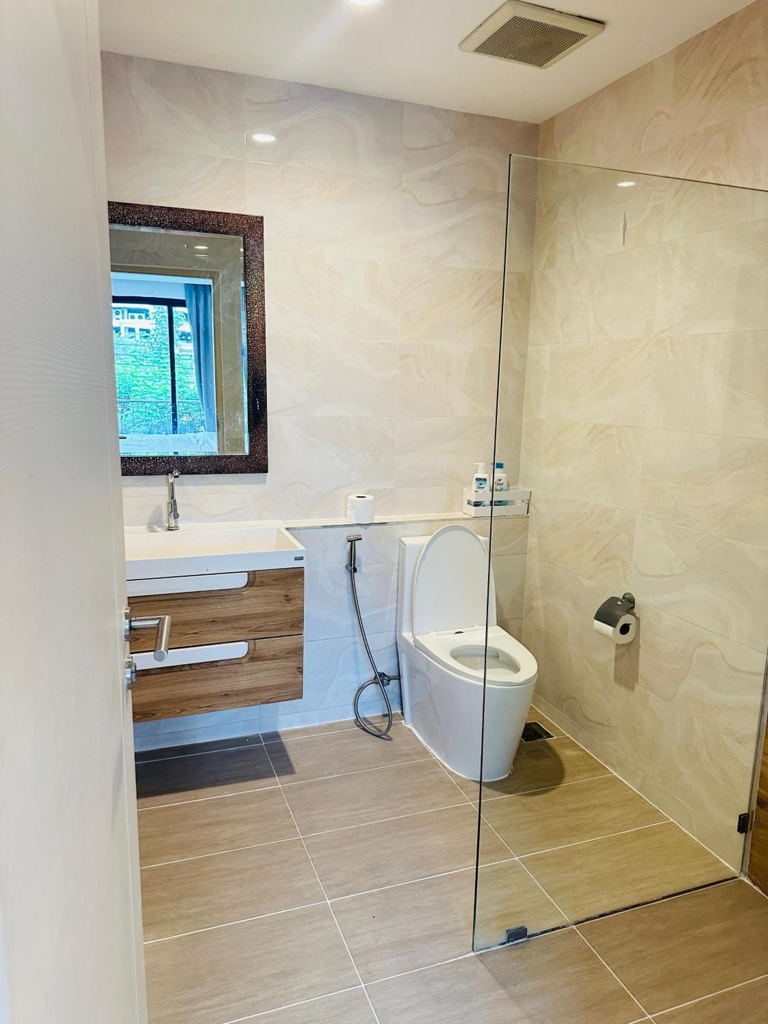 New Ekamai Thonglor Luxury Near 711, Bts, Mall Appartement Bangkok