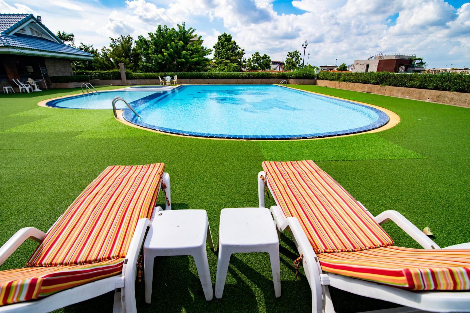 Town In Town Hotel 4*