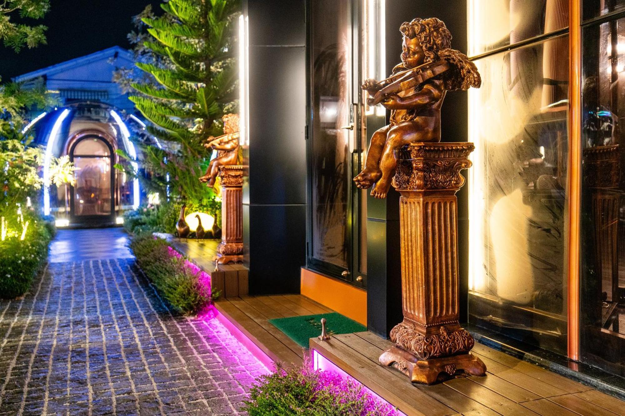 The One Smart Living Hotel 4*