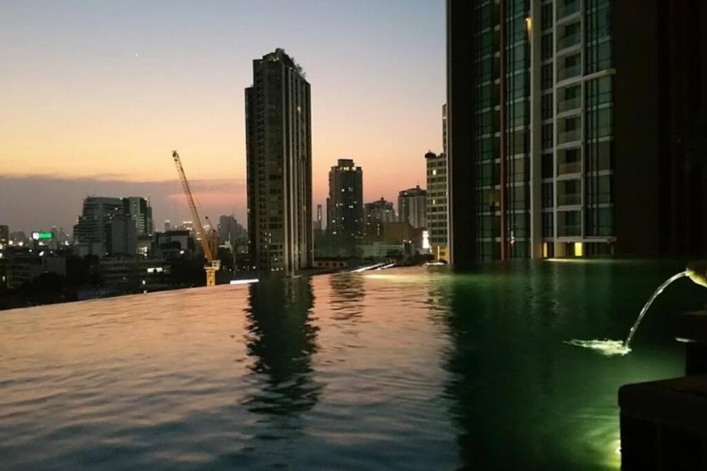 S69-新房特惠 巿中心 1bed Bts Phra Khanong Swim Gym Apartemen *
