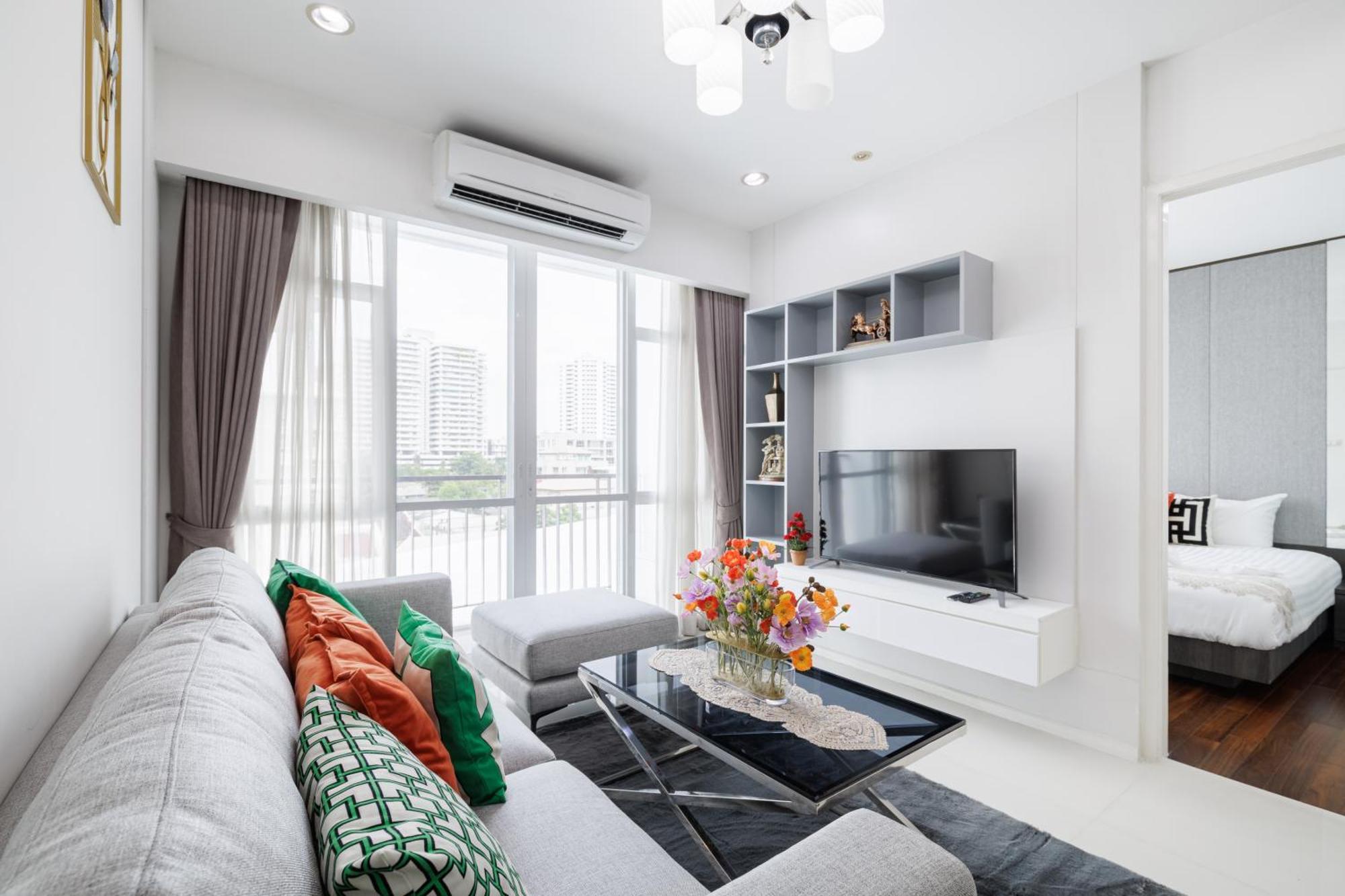 Apartment Shine 43 *