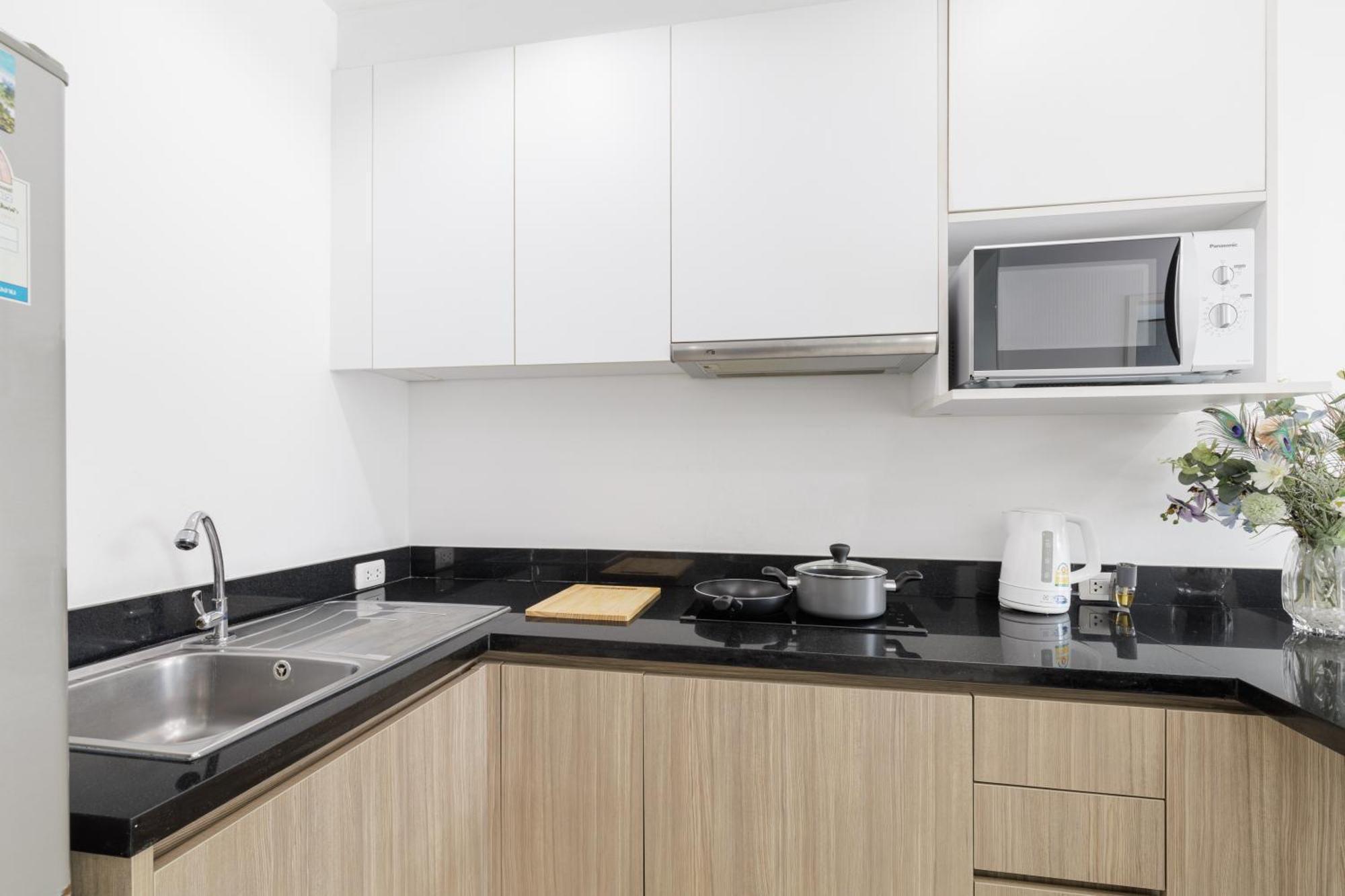 Shine 43 Apartemen
