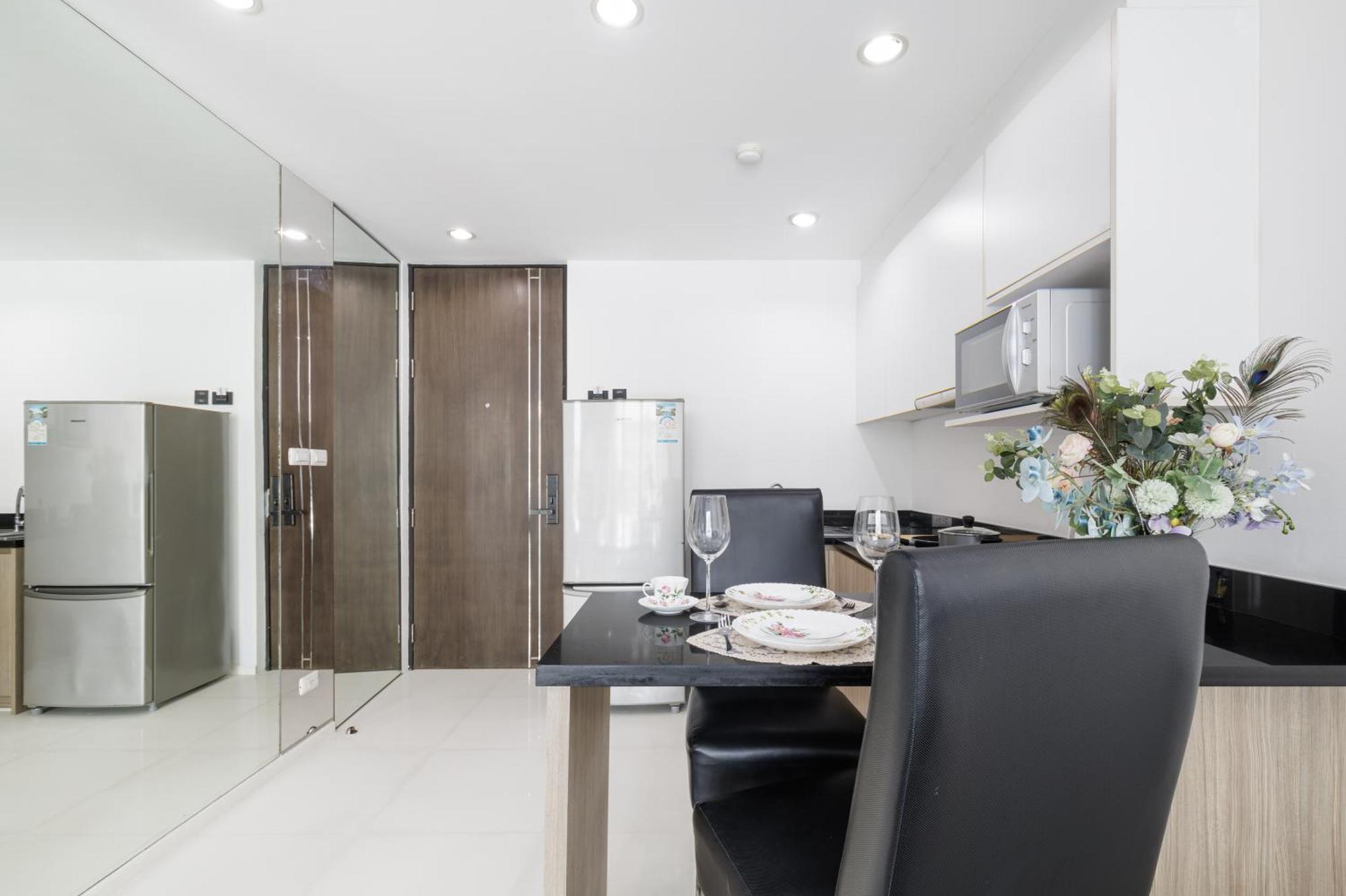 Shine 43 Apartment Bangkok