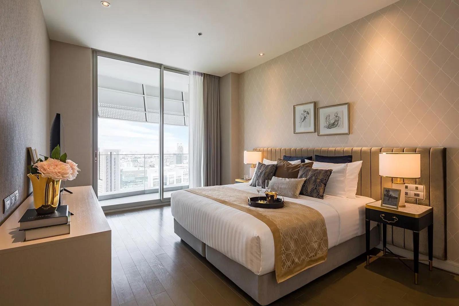 Luxury Waldorf Astoria Residences Large 85 Sqm High Floor Apartment