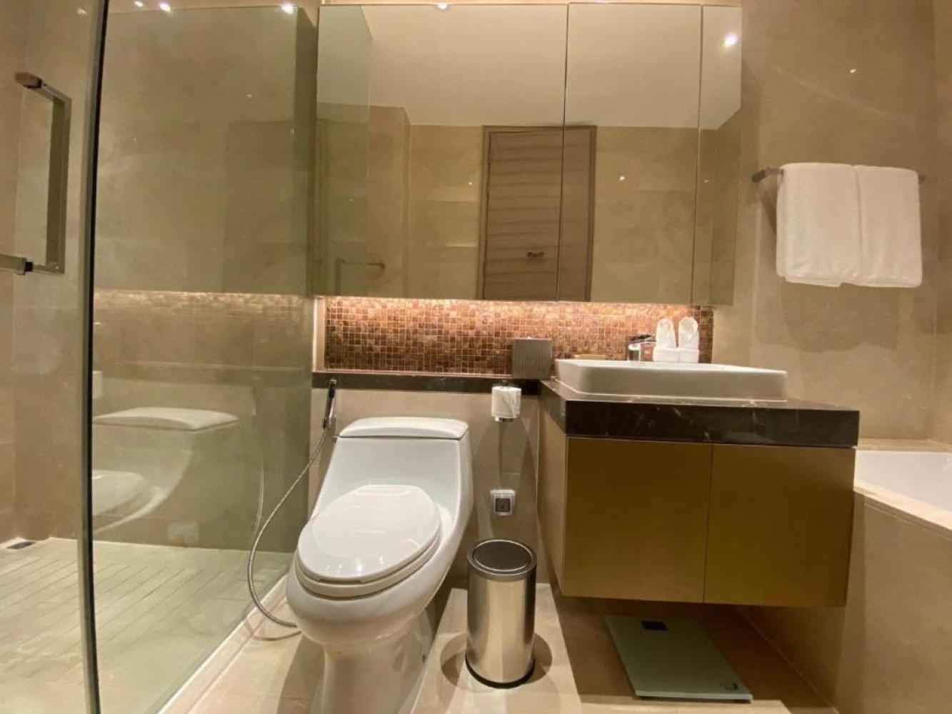 Luxury Waldorf Astoria Residences Large 85 Sqm High Floor Bangkok
