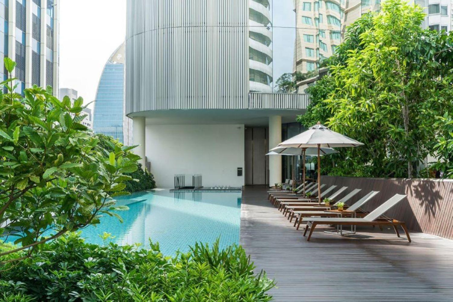 Luxury Waldorf Astoria Residences Large 85 Sqm High Floor Apartment *