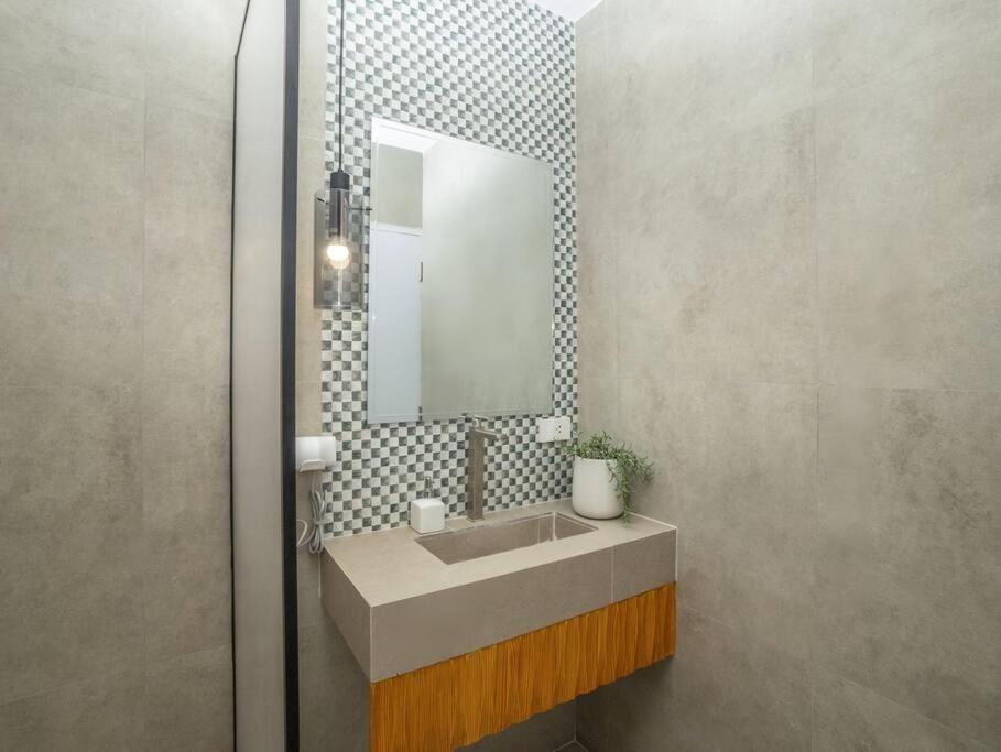 Cozy For 3 Guests At Center-silom - 5b *
