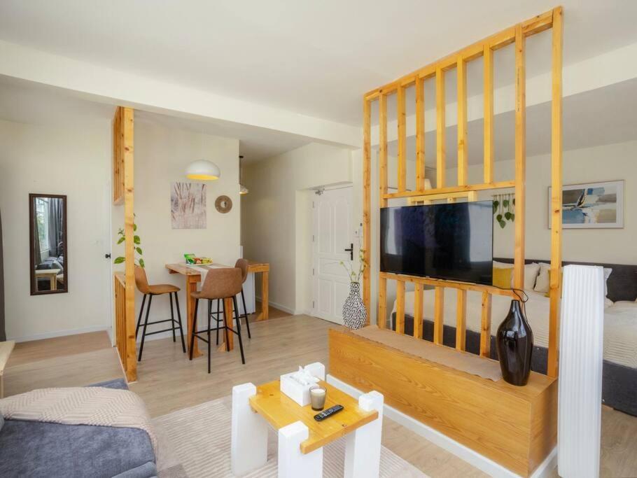 Cozy For 3 Guests At Center-silom - 5b * Bangkok