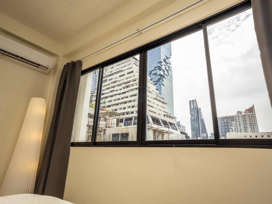 2 Bedroom At Silom With Center View - 5a
