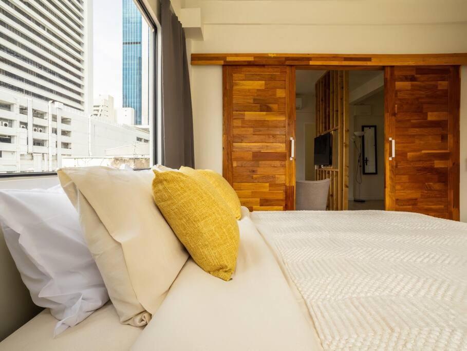 2 Bedroom At Silom With Center View - 5a