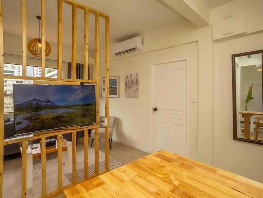 Apartment 2 Bedroom At Silom With Center View - 5a Bangkok