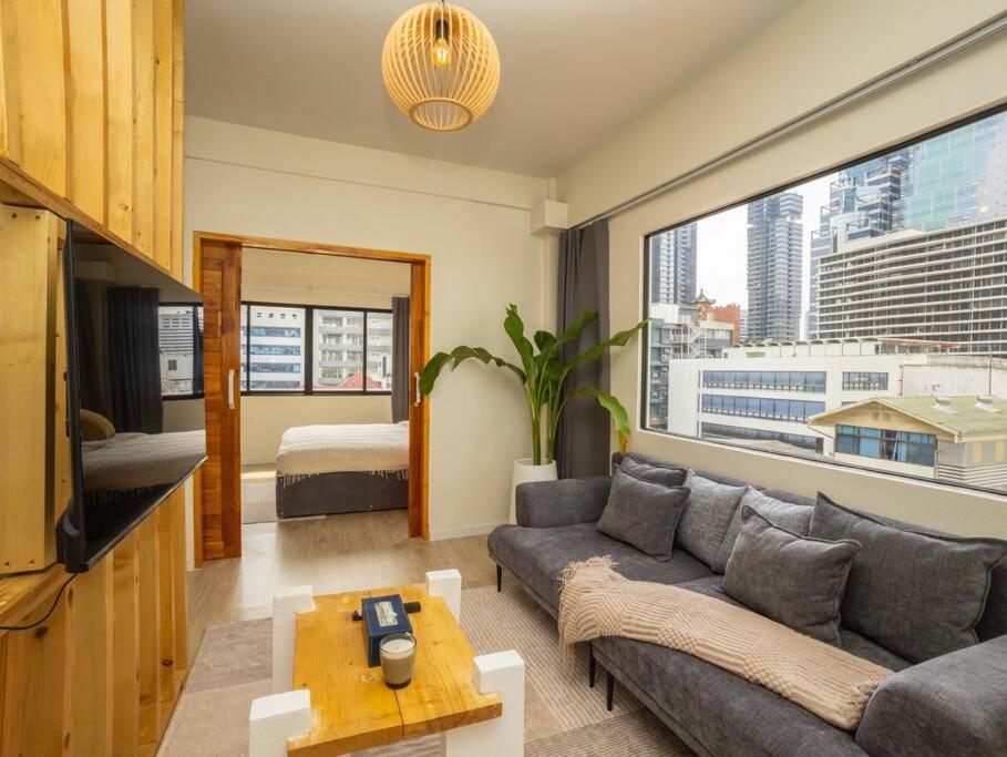 2 Bedroom At Silom With Center View - 5a