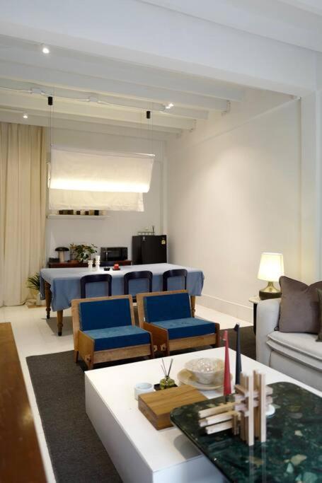 Nap By Snooze Apartment