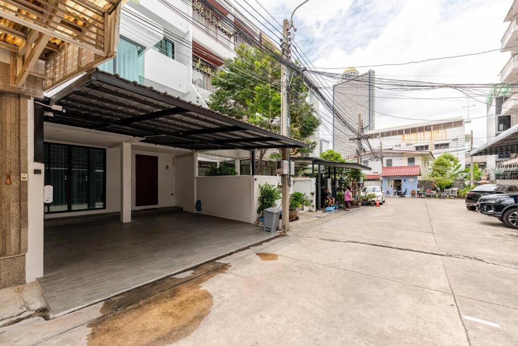 The Mellow At Sathorn * Bangkok