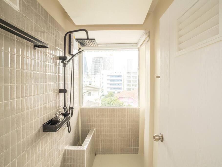 Luxurious 2-bedroom In Silom Center - 6a Apartment